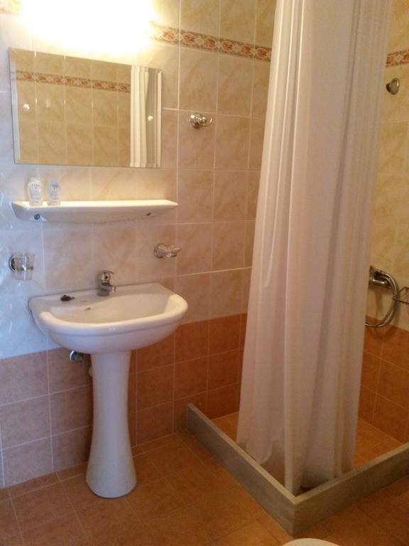 Drakopanagiotaki Rooms Agios Andreas  Rum bild